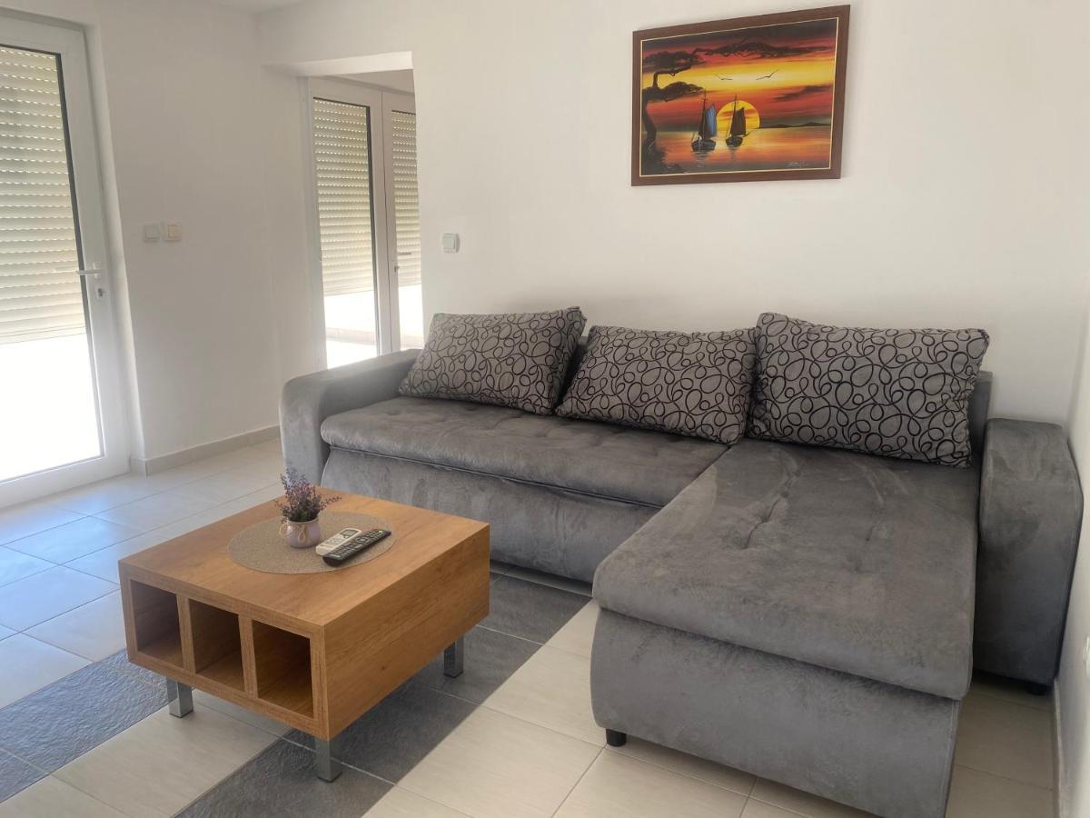 Etna Apartments Улцинь Экстерьер фото