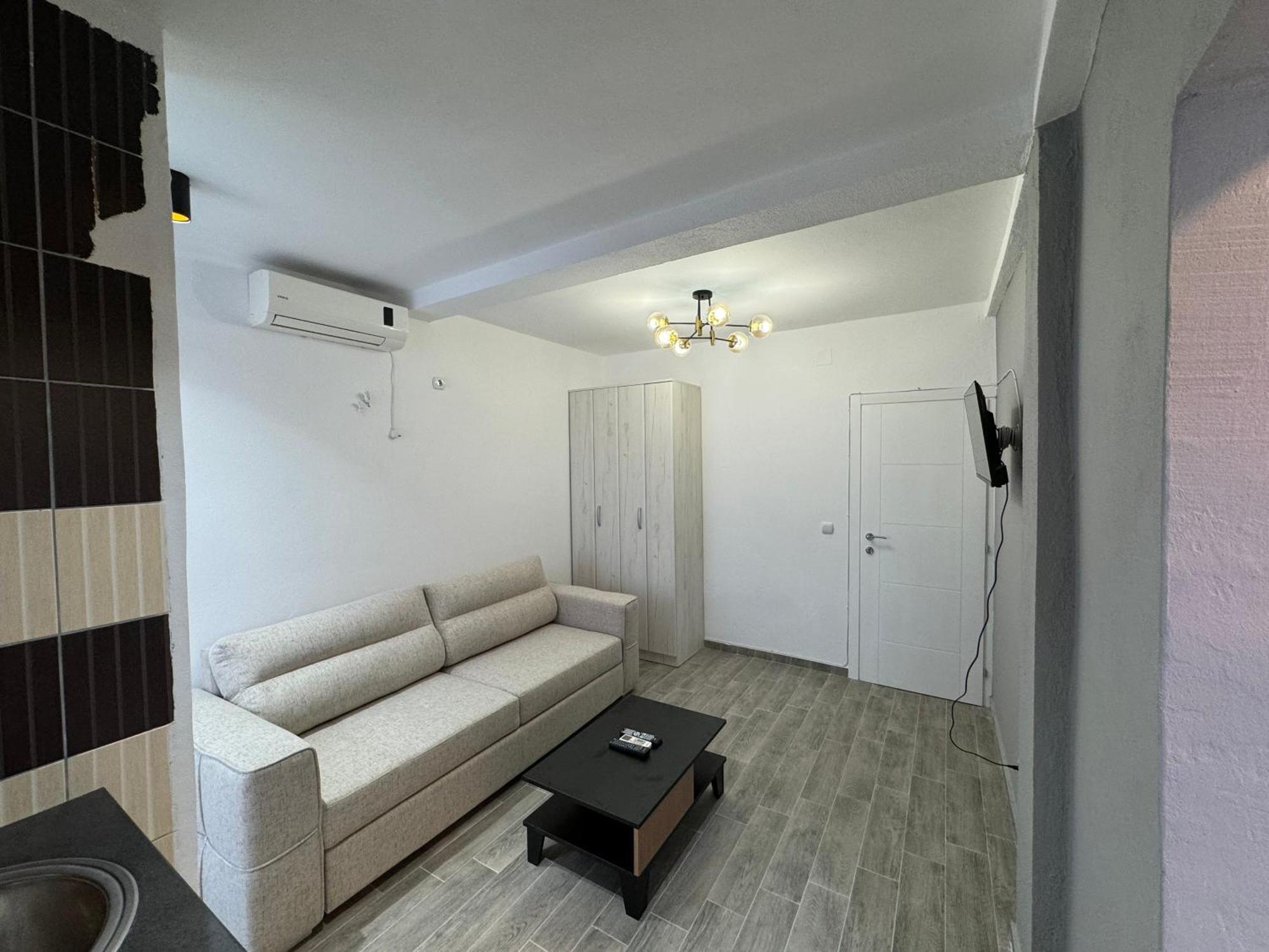 Etna Apartments Улцинь Экстерьер фото